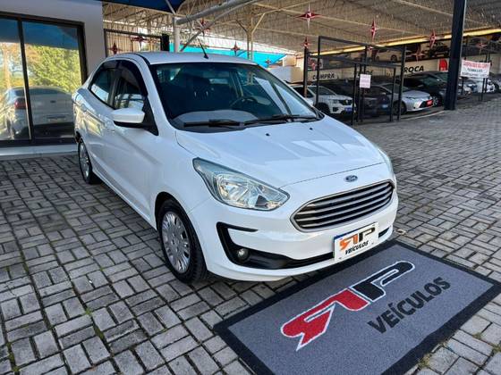 FORD KA 1.5 TI-VCT FLEX SE PLUS SEDAN AUTOMÁTICO FORD KA 1.5 TI-VCT FLEX SE PLUS SEDAN AUTOMÁTICO